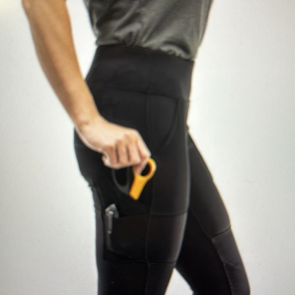 Carhartt 102482 - Women's Force® Utility Knit Pant 1x 16/18 - Picture 9 of 14